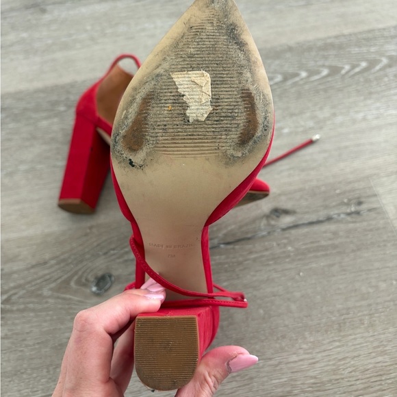 Steve Madden Vibrant Red Women's Heels - Picture 4 of 6
